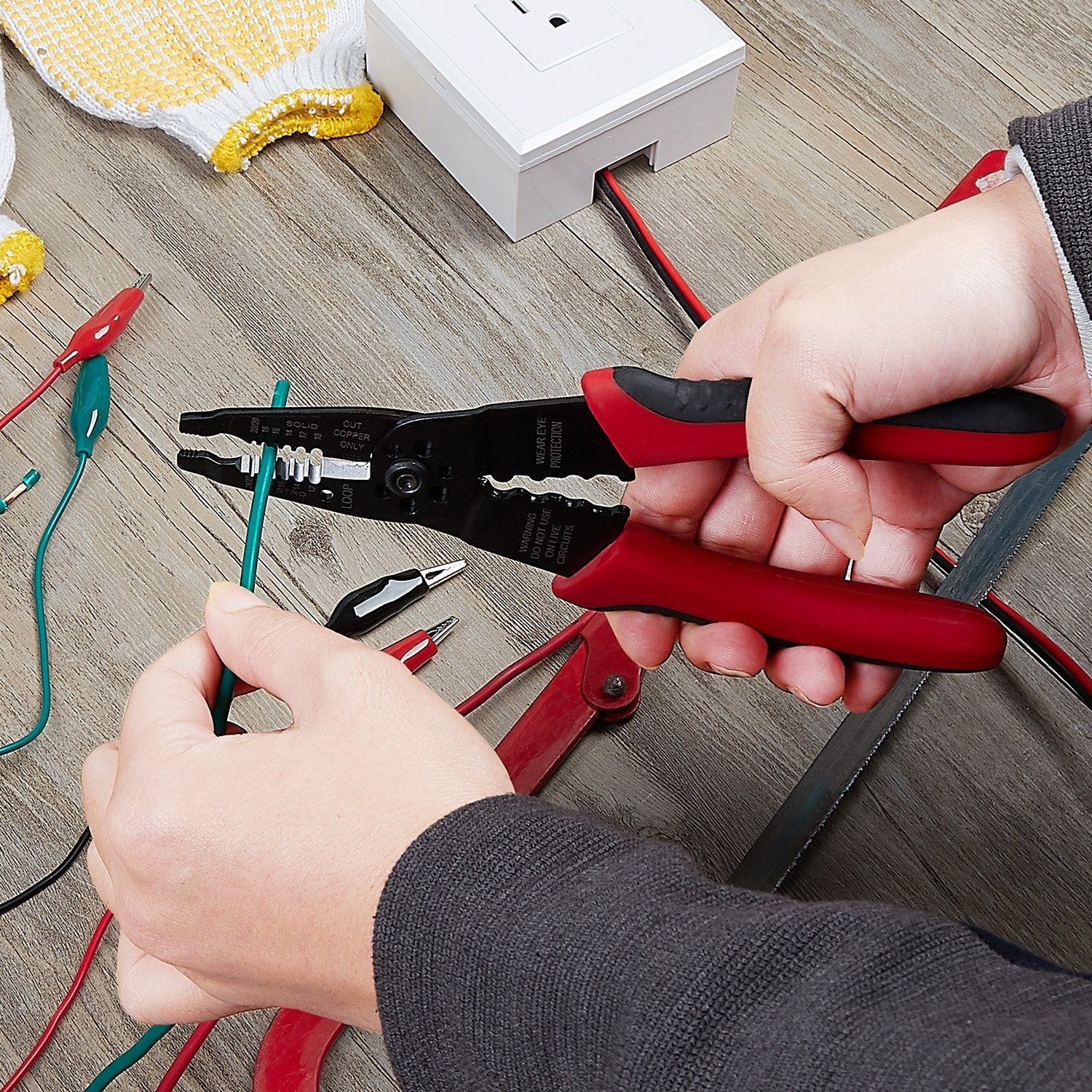 WGGE WG-015 Professional 8-inch Wire Stripper/Wire Crimping Tool, Wire Cutter, Wire Crimper, Cable Stripper, Wiring Tools and Multi-Function Hand Tool(ONLY Sold by W&G Global Electronics INC) 🍁 All In One Marketplace Canada
