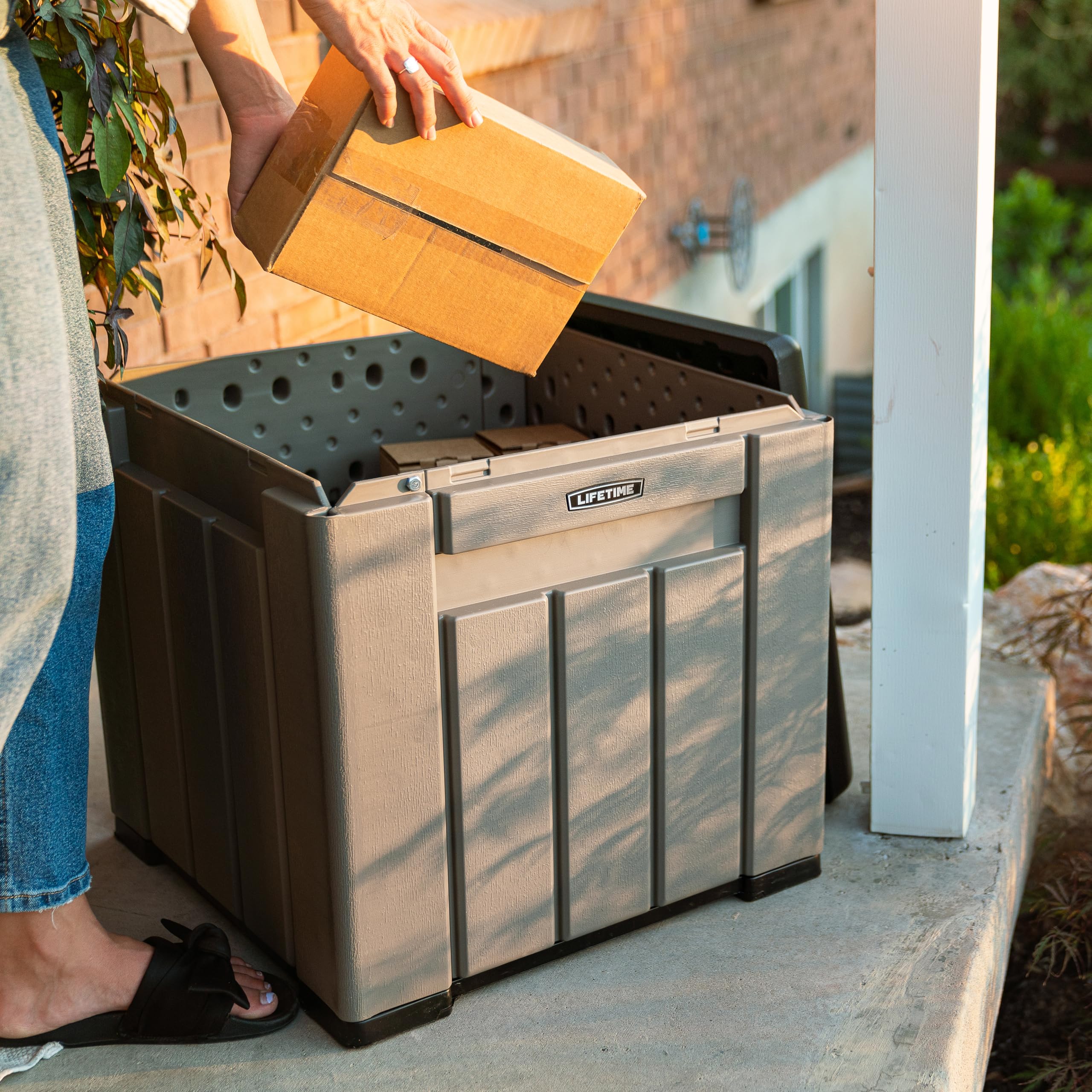 LIFETIME 25 Gallon Outdoor Storage Cube, Deckbox, Brown lid, Storage Box for Gardening Tools, Pool Supplies, Patio Furniture & More 🍁 All In One Marketplace Canada