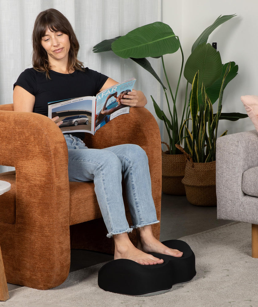 Everlasting Comfort Foot Rest for Under Desk at Work - Memory Foam Office Foot Stool & Under Desk Footrest Leg Elevation Pillow for Gaming & Home Office, Supports Posture 🍁 All In One Marketplace Canada