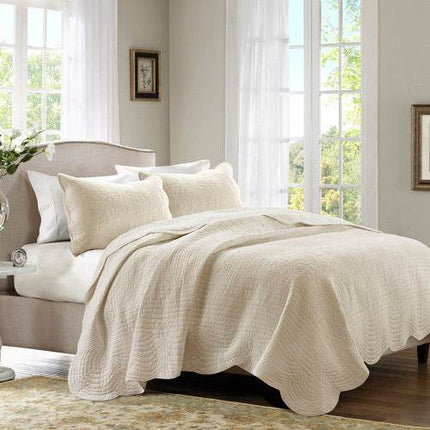 3 Piece Reversible Scalloped Edge Quilt Set Bedding Comforter set