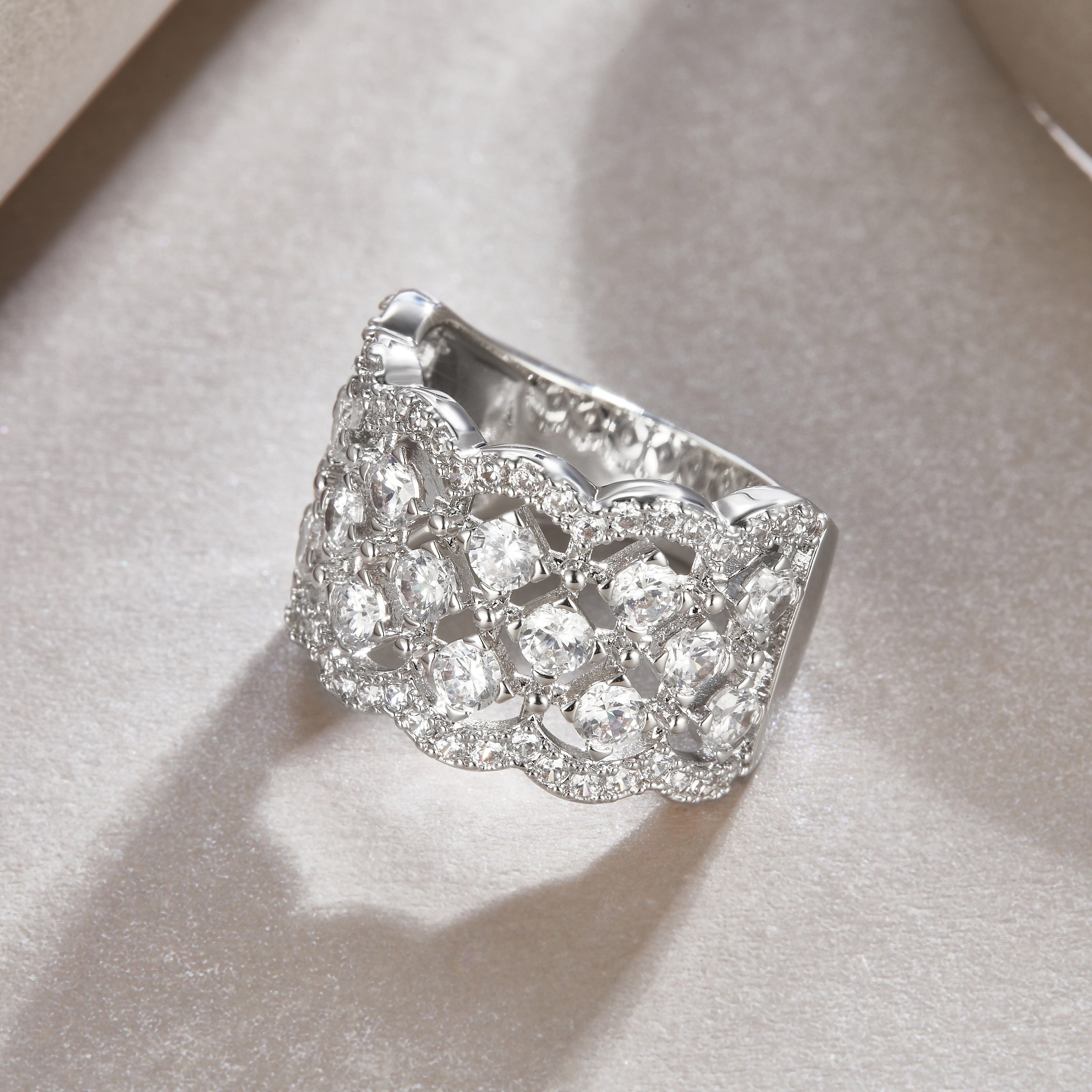 Lace Snowflake Moissanite Ring – S925 Silver, GRA Certified | Platinum, Gold & Rose Gold