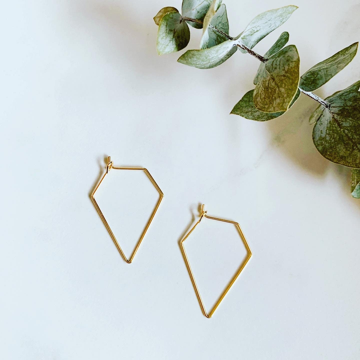 Diamond mini hoop