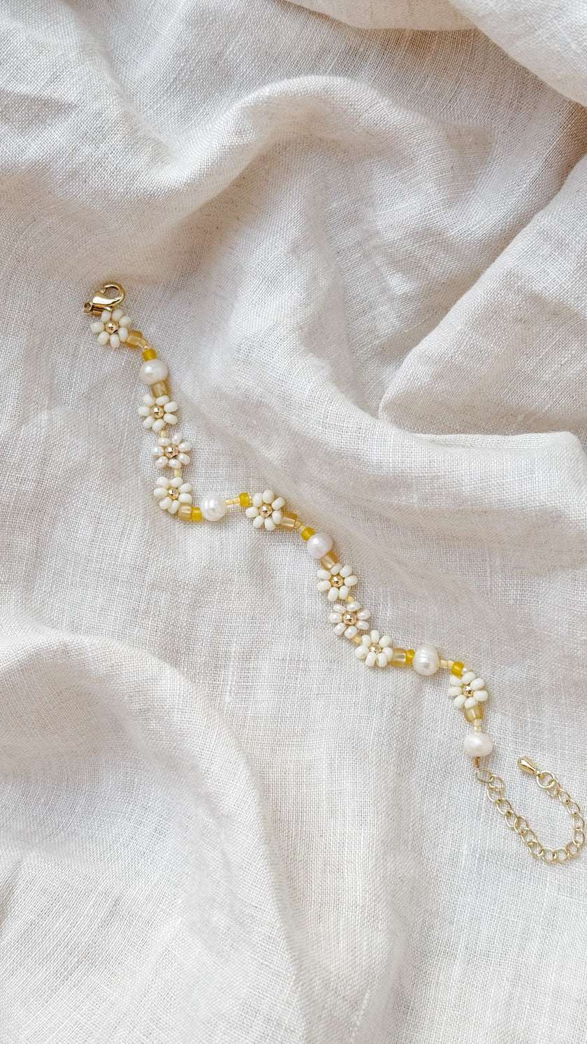 The Daisy Bracelet & Anklet in 