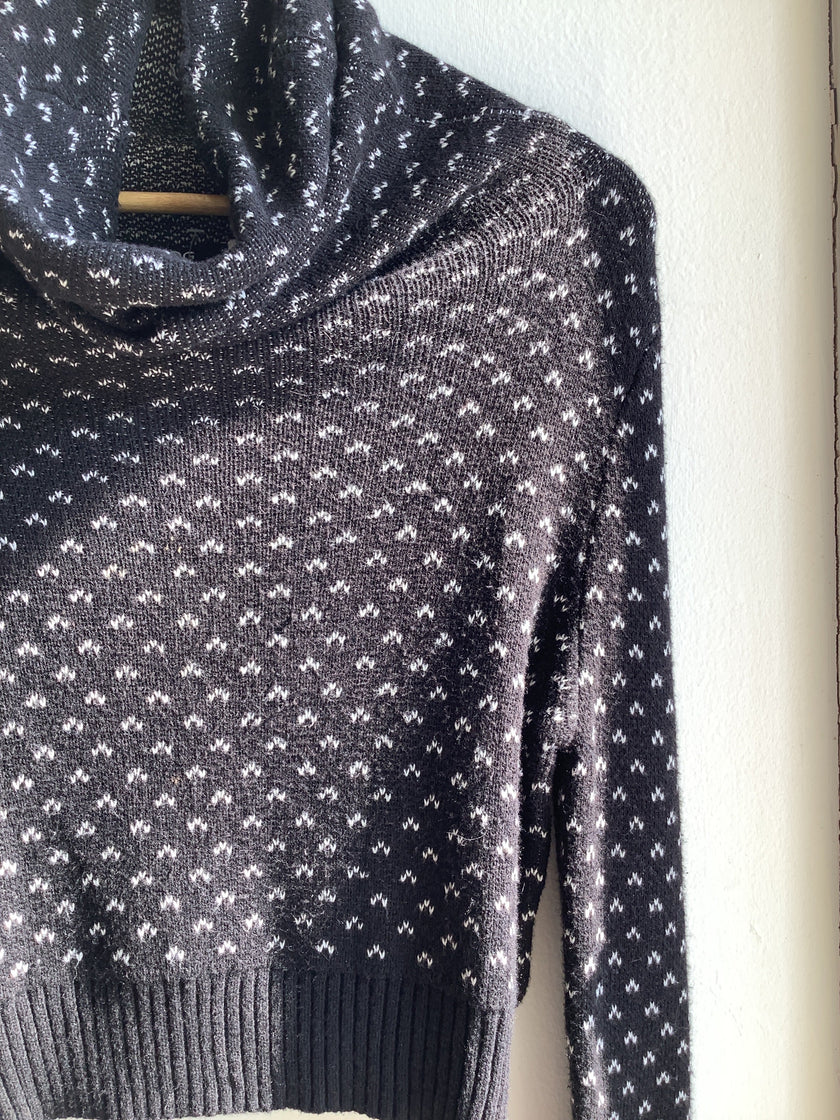 BDG Black & White patterned crop Turtleneck Sweater