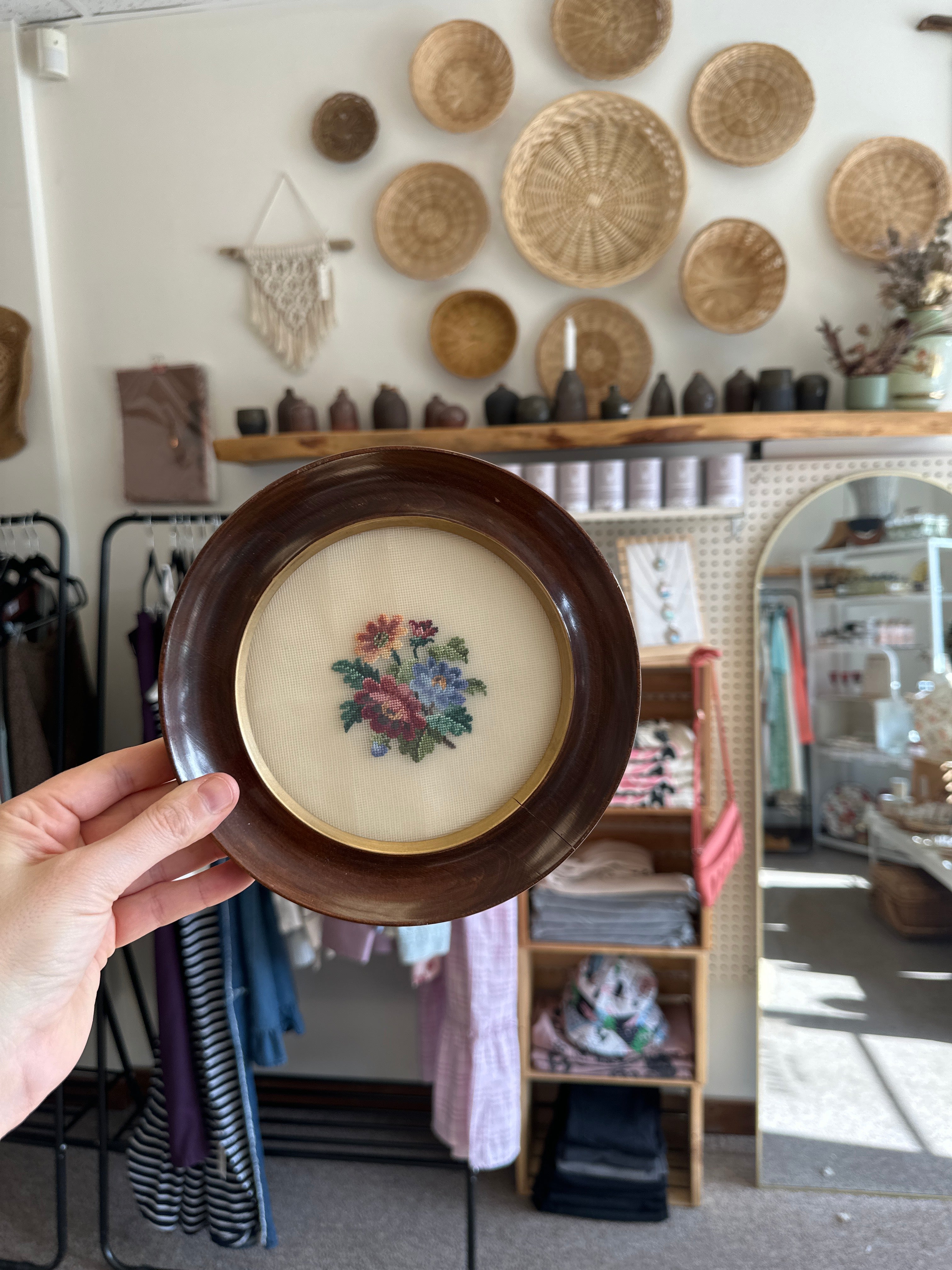 Vintage Round Framed Floral Embroidery