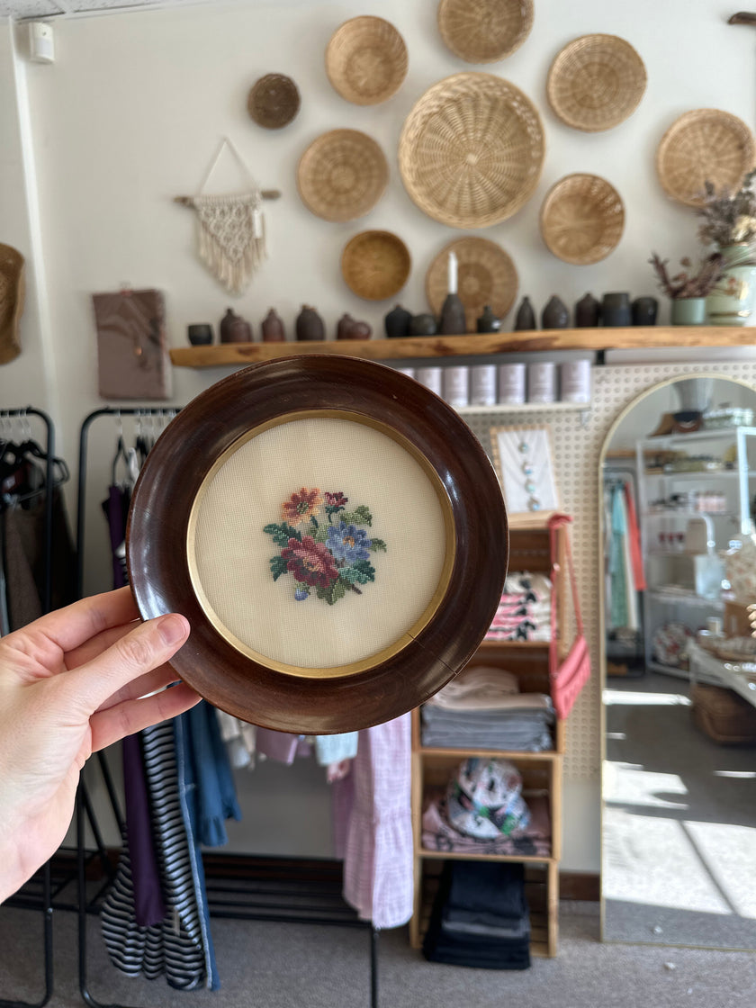 Vintage Round Framed Floral Embroidery