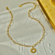 Style ABIGAIL: Contemporary Link Chain Necklace with Ornate Star Burst Pendant
