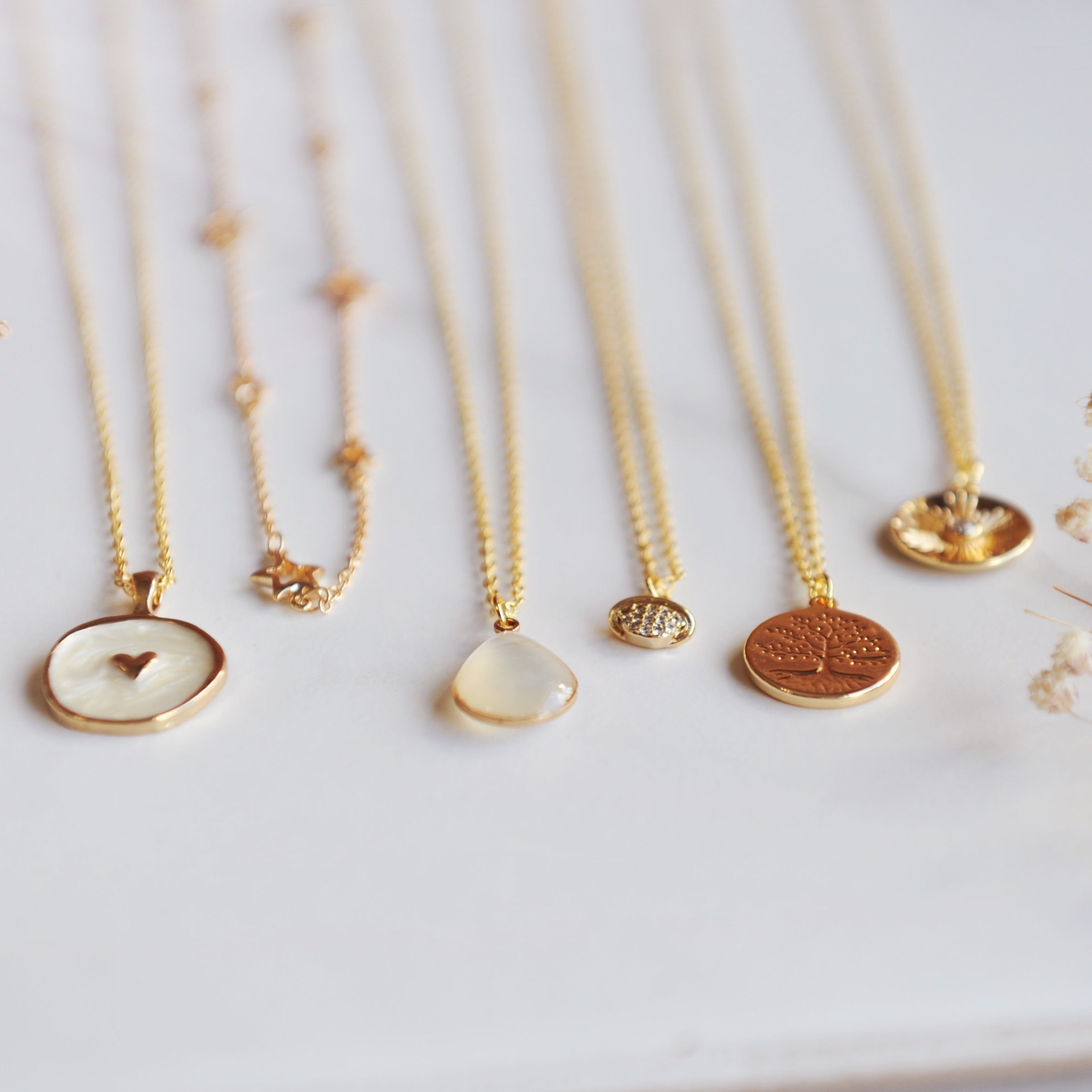 SATURN, Dainty Minimalist Necklace