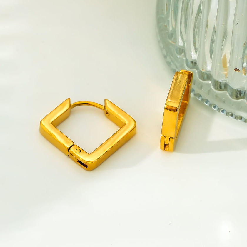 AFRIDDA : Boucles d'oreilles mini carrées géométriques et chics