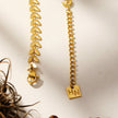 ALALA Gold : Collier à motif de feuille en relief, beauté botanique.