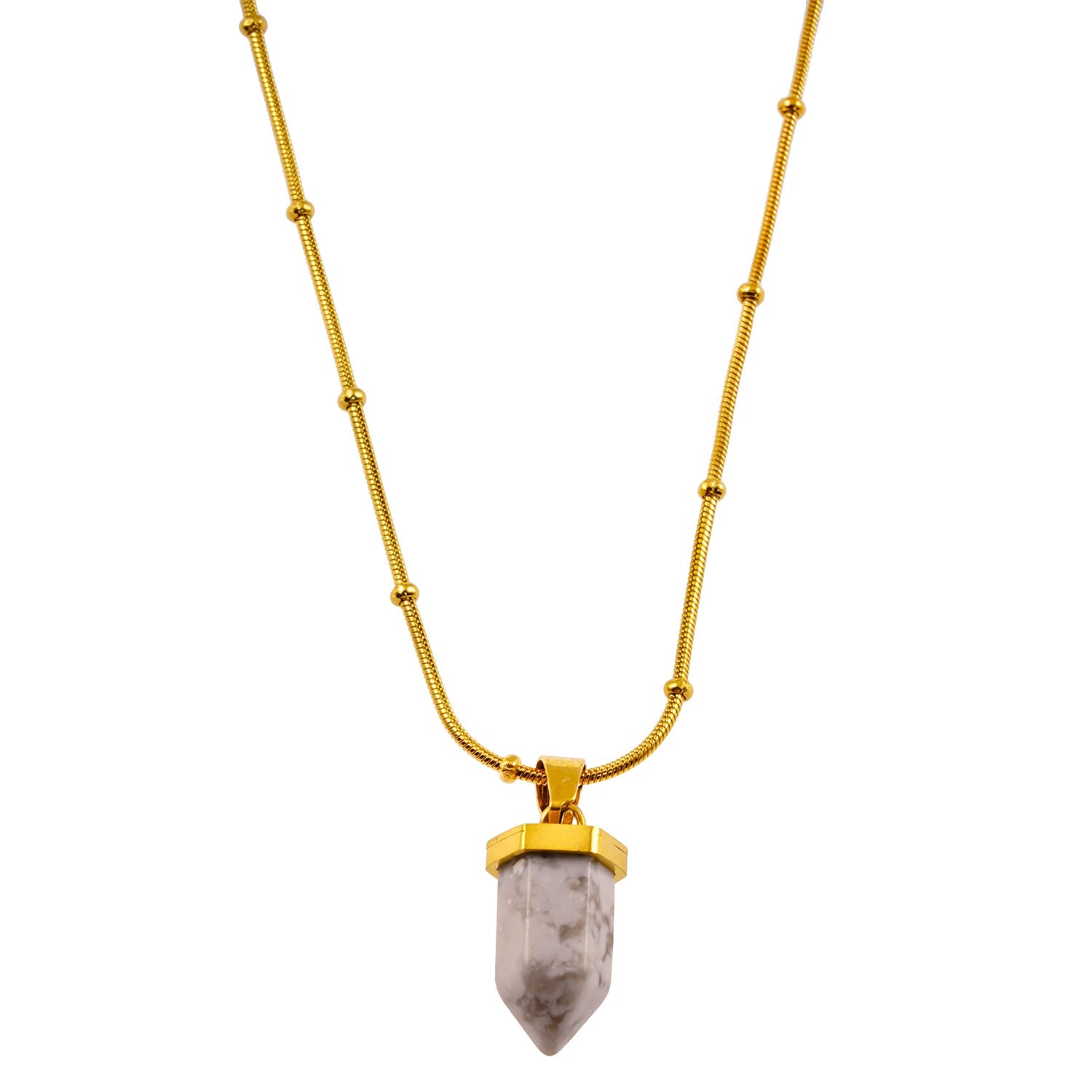 AMELIE : Collier avec pendentif en pierre turquoise blanche, accroché à une chaîne perlée texturée imitant la peau de serpent.