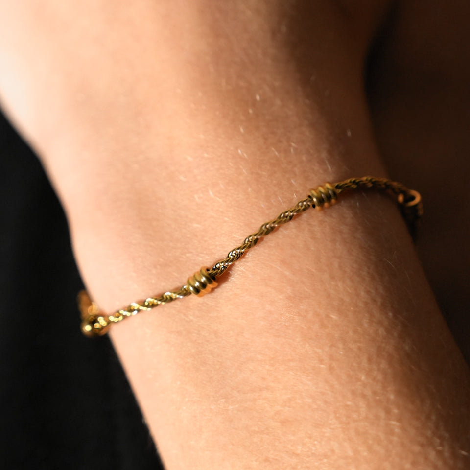 AMIENS Gold : Bracelet en cordelette perlée