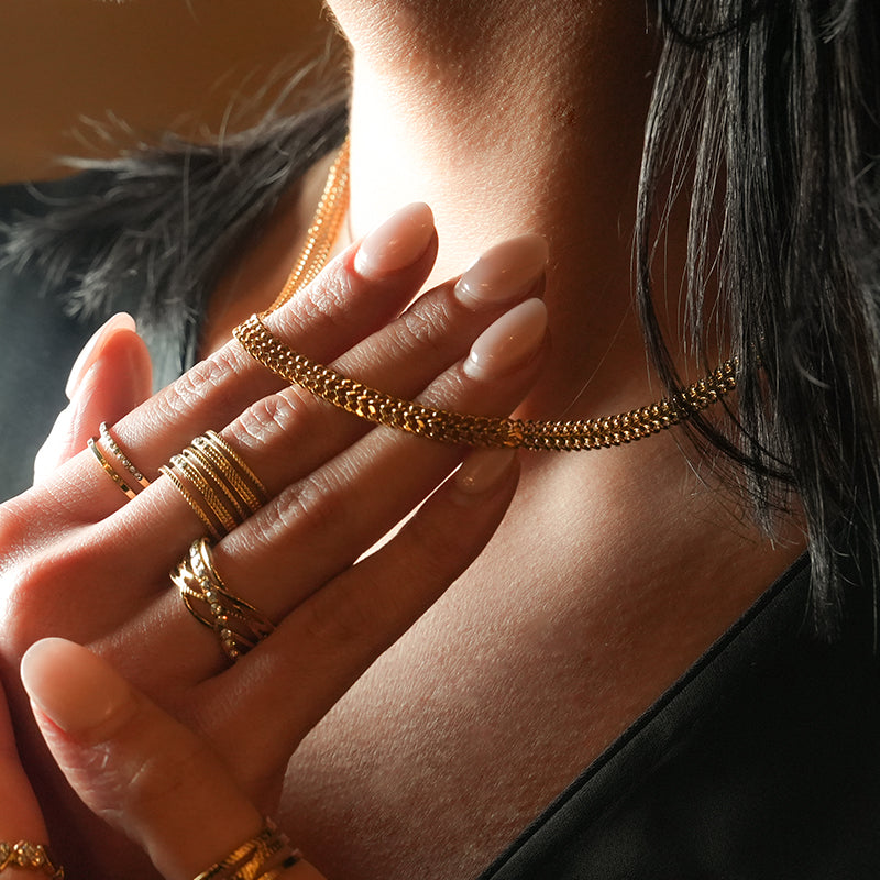 ANIMA: Intricate Wide Width Singular Twin Chain Necklace