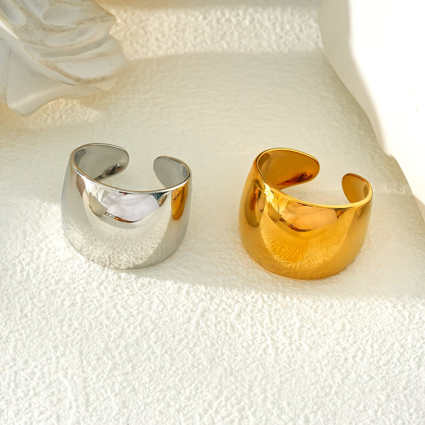 ARILOGO : Bague large en argent, style moderniste