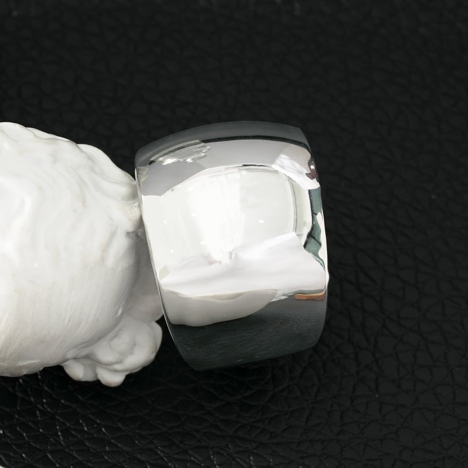 ARILOGO : Bague large en argent, style moderniste
