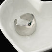 ARILOGO : Bague large en argent, style moderniste