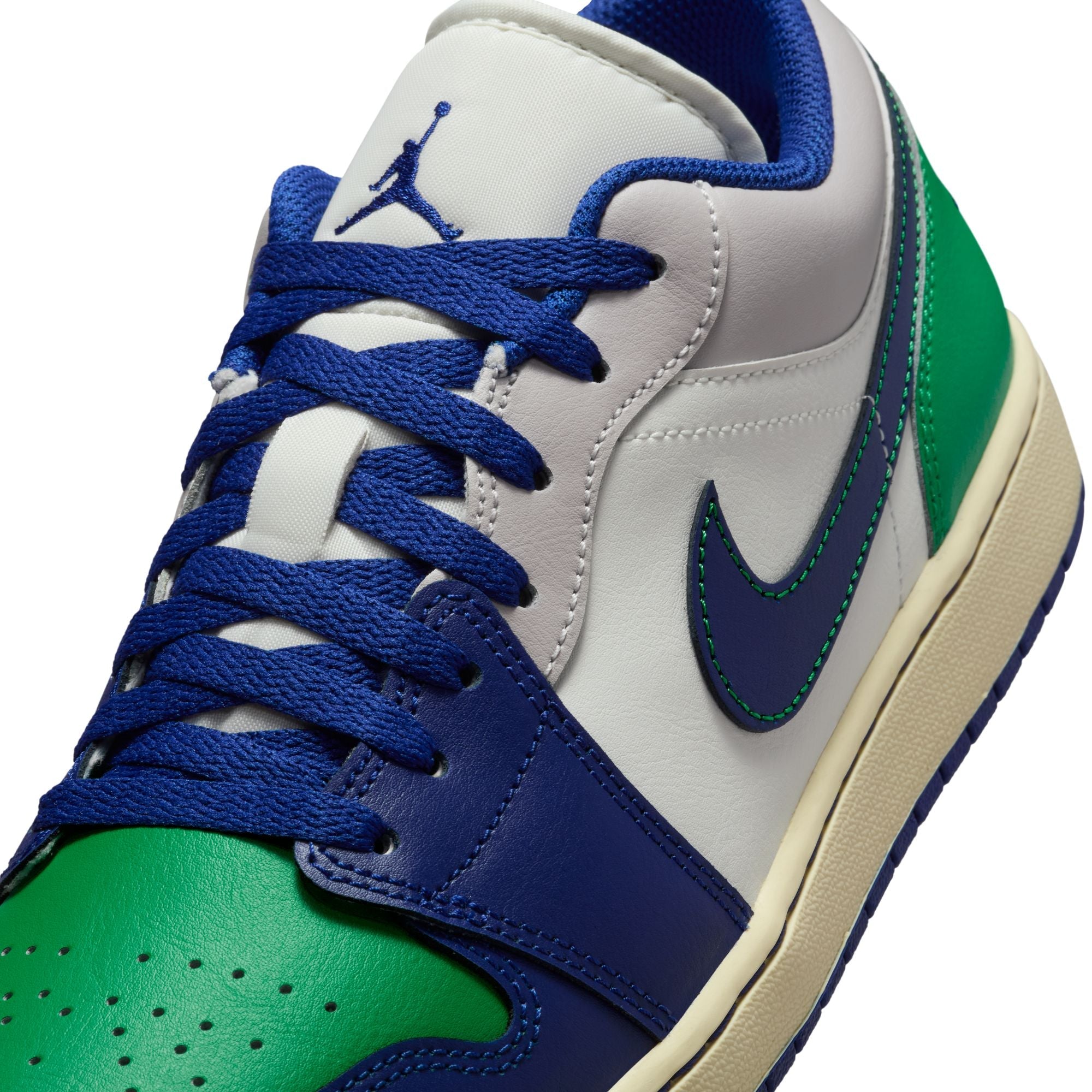 M Air Jordan 1 Low 553558-147