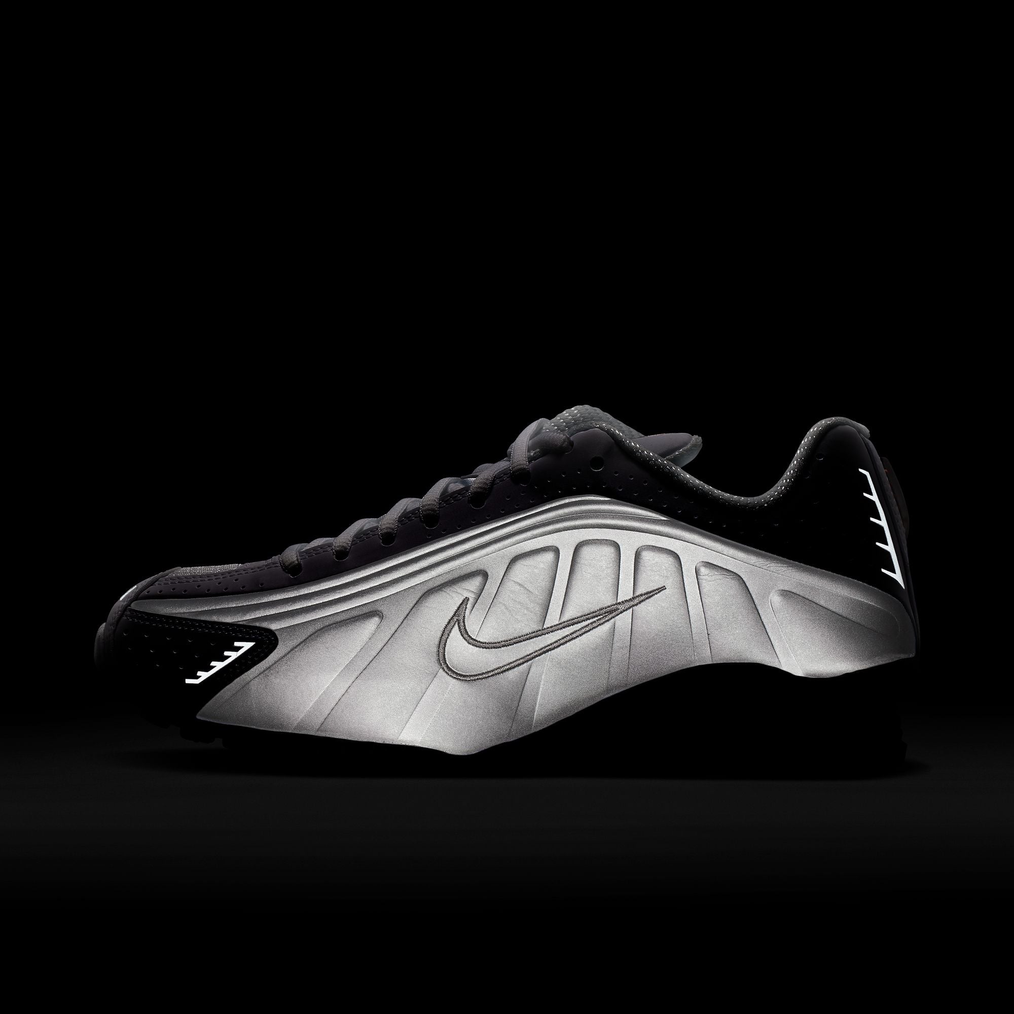W Nike Shox R4 AR3565-101