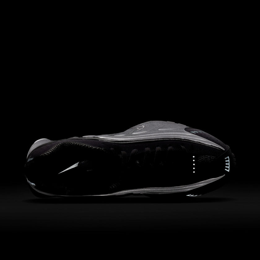 W Nike Shox R4 AR3565-101