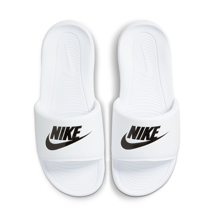 Nike Victori One CN9675-100