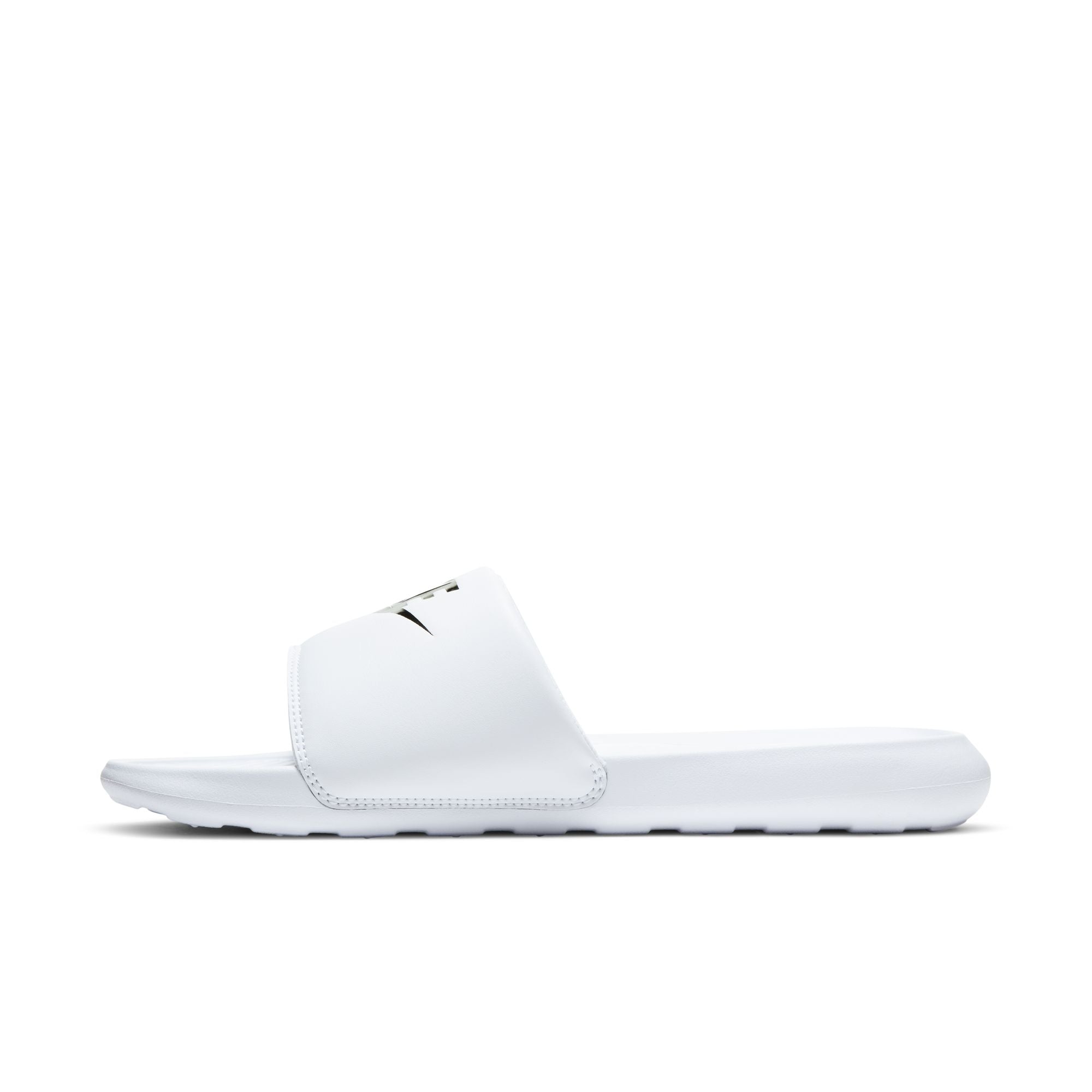 Nike Victori One CN9675-100