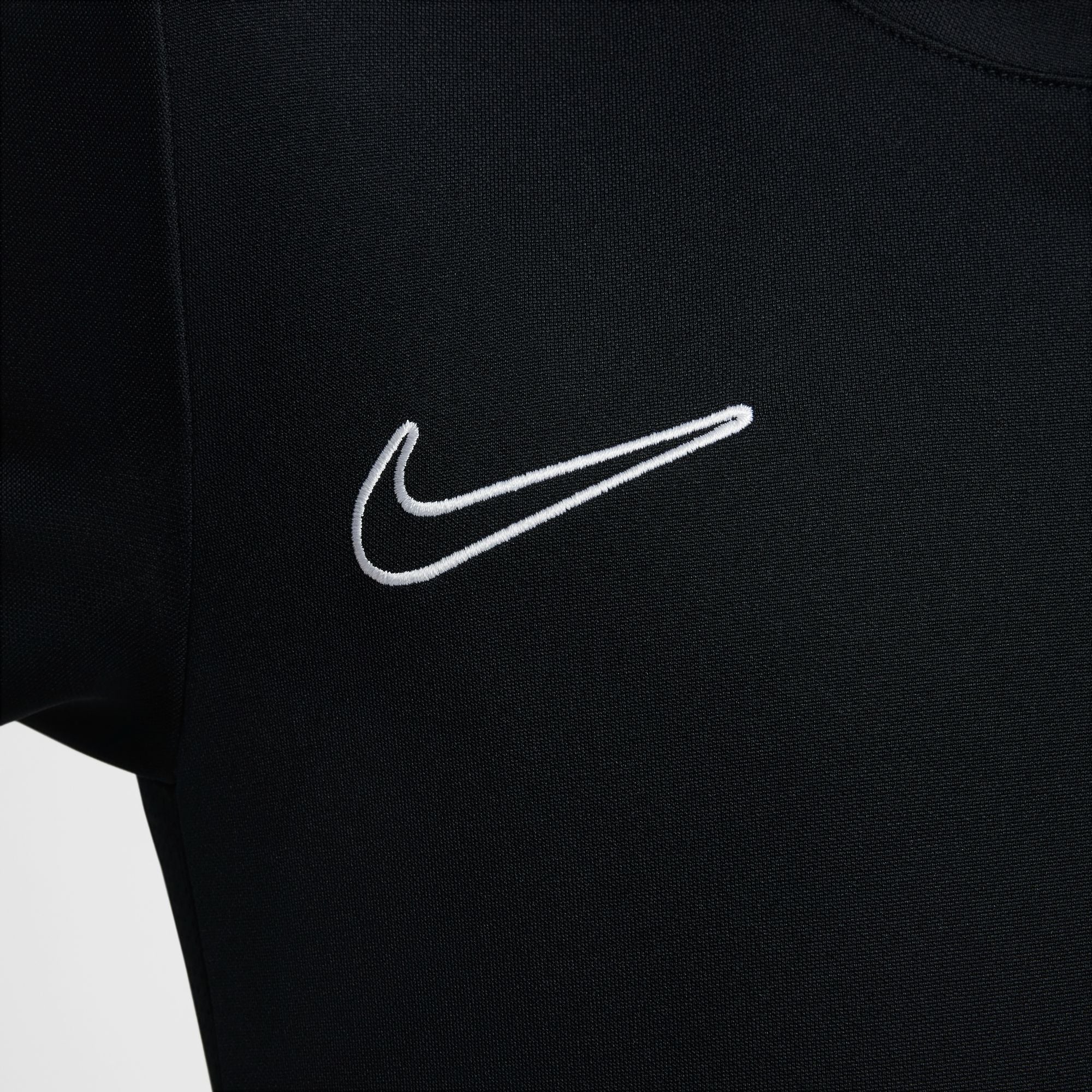 Y Nike Academy HJ3716-010