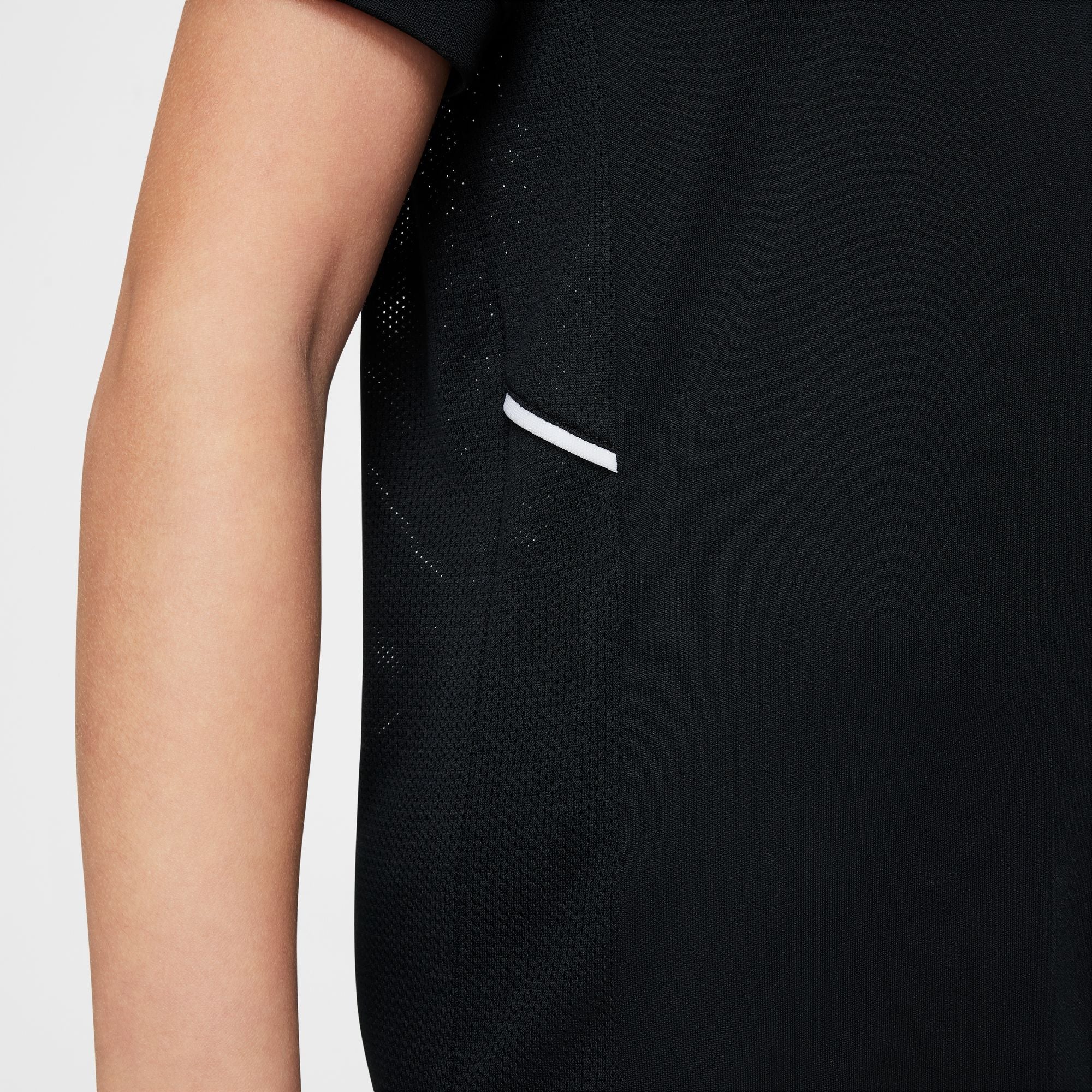 Y Nike Academy HJ3716-010