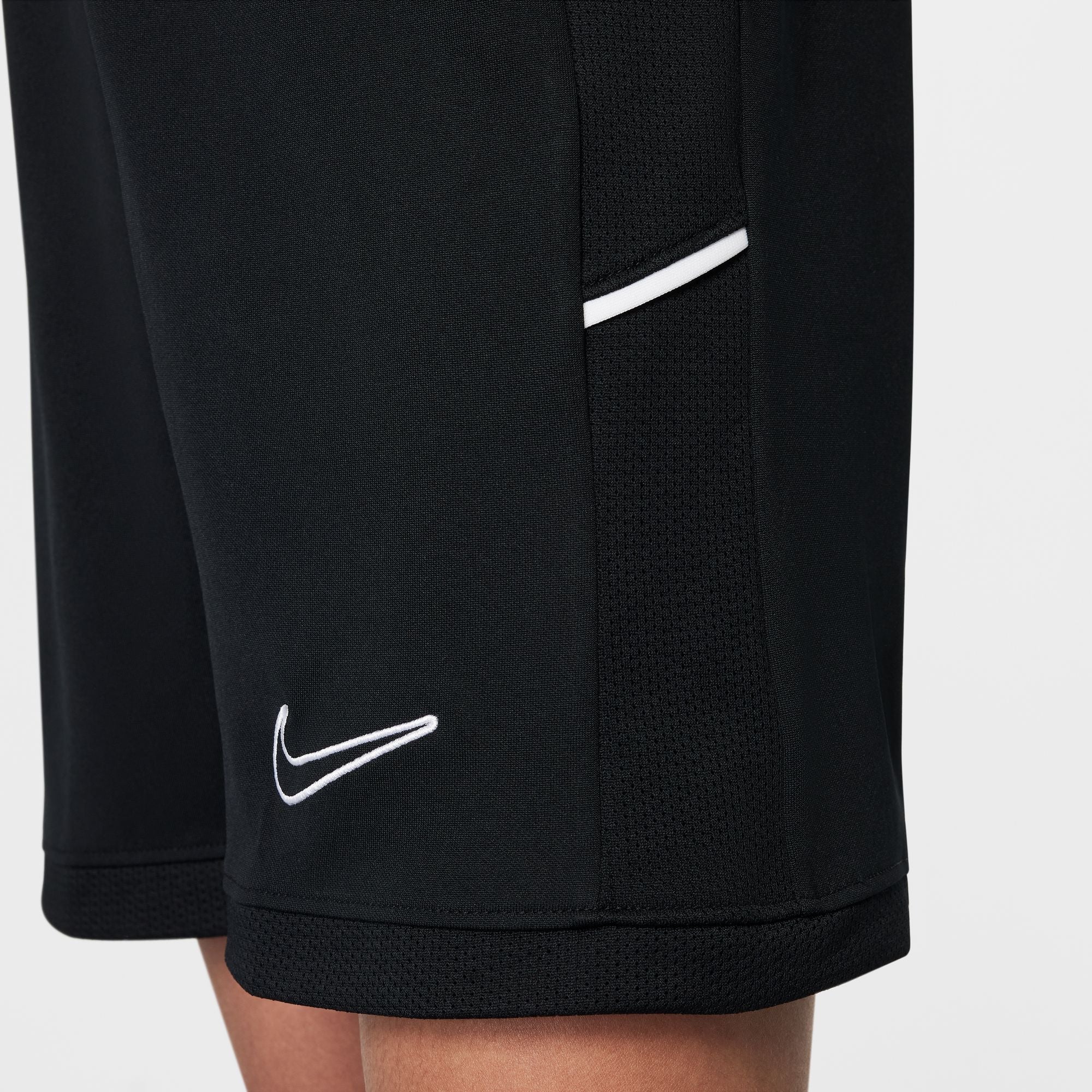 Y Nike Academy HJ3718-010