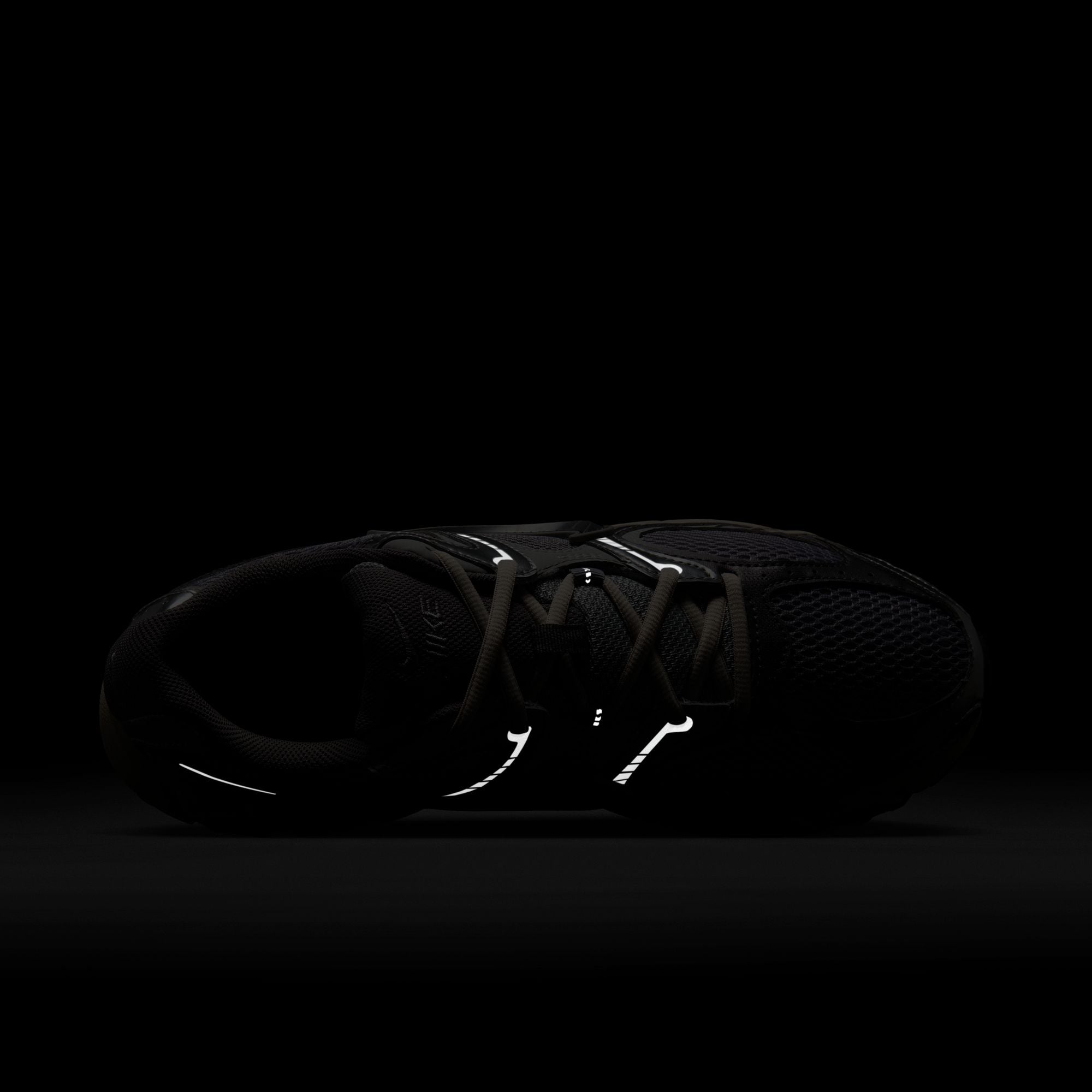 Nike V5 RNR HJ5228-003 (taille M)