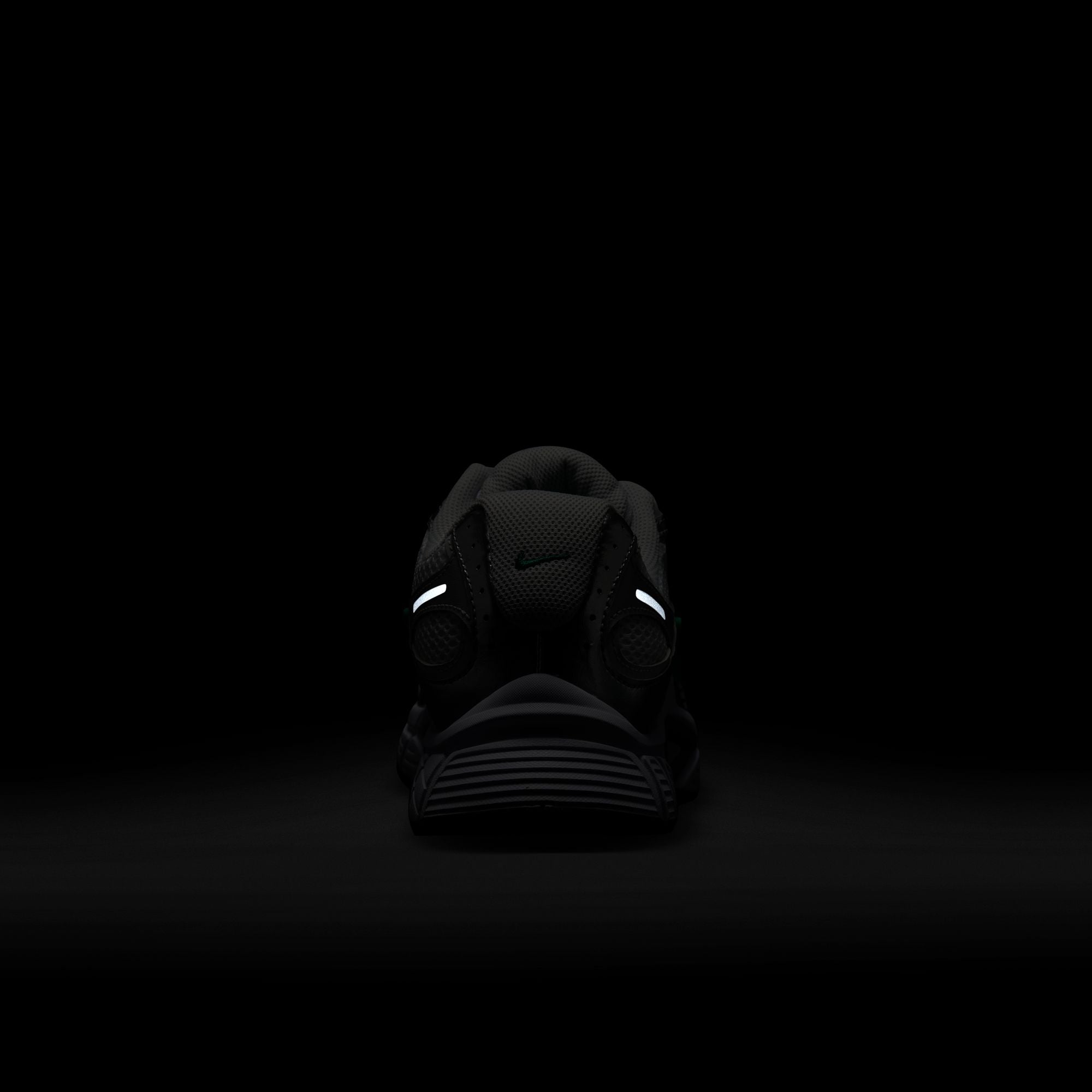 Nike V5 RNR HJ5228-100