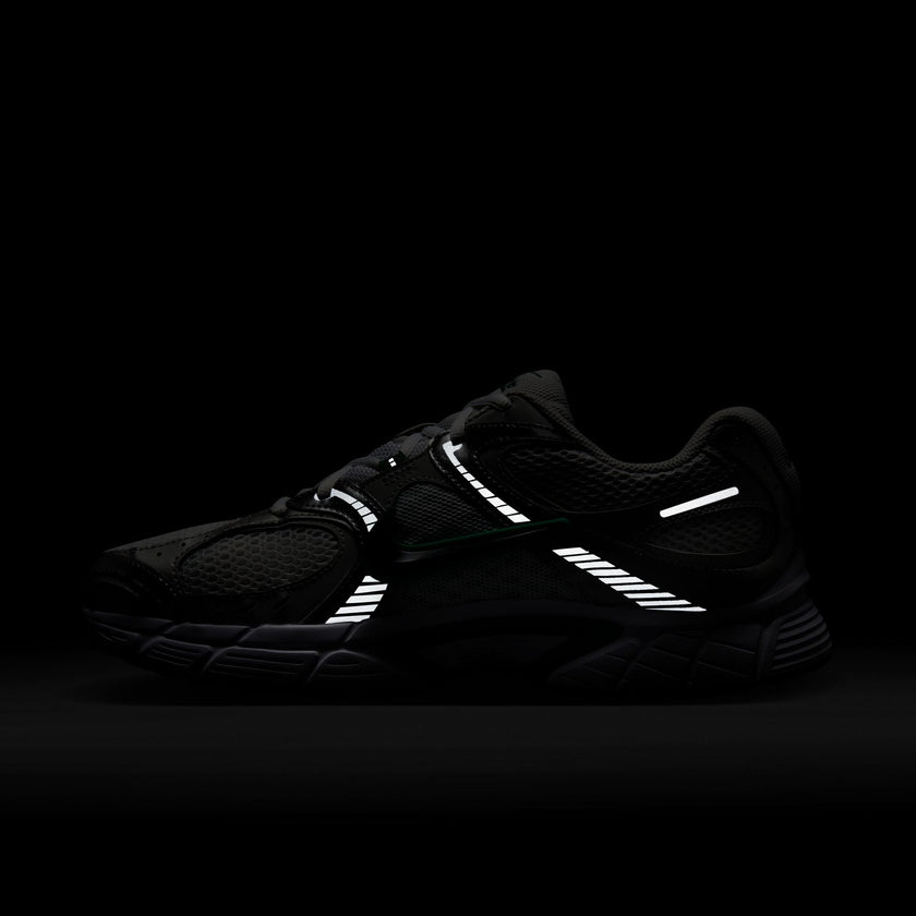 Nike V5 RNR HJ5228-100