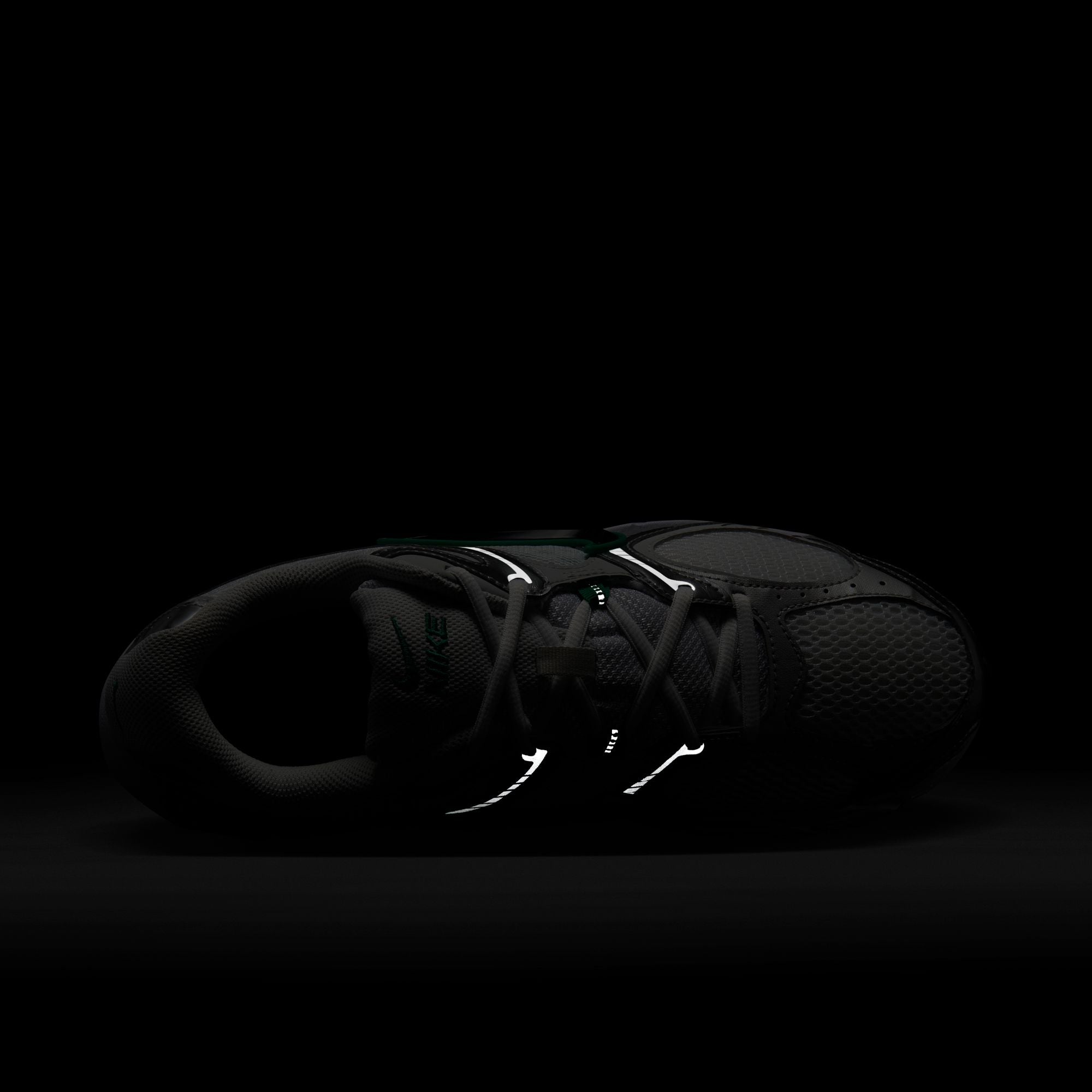 Nike V5 RNR HJ5228-100