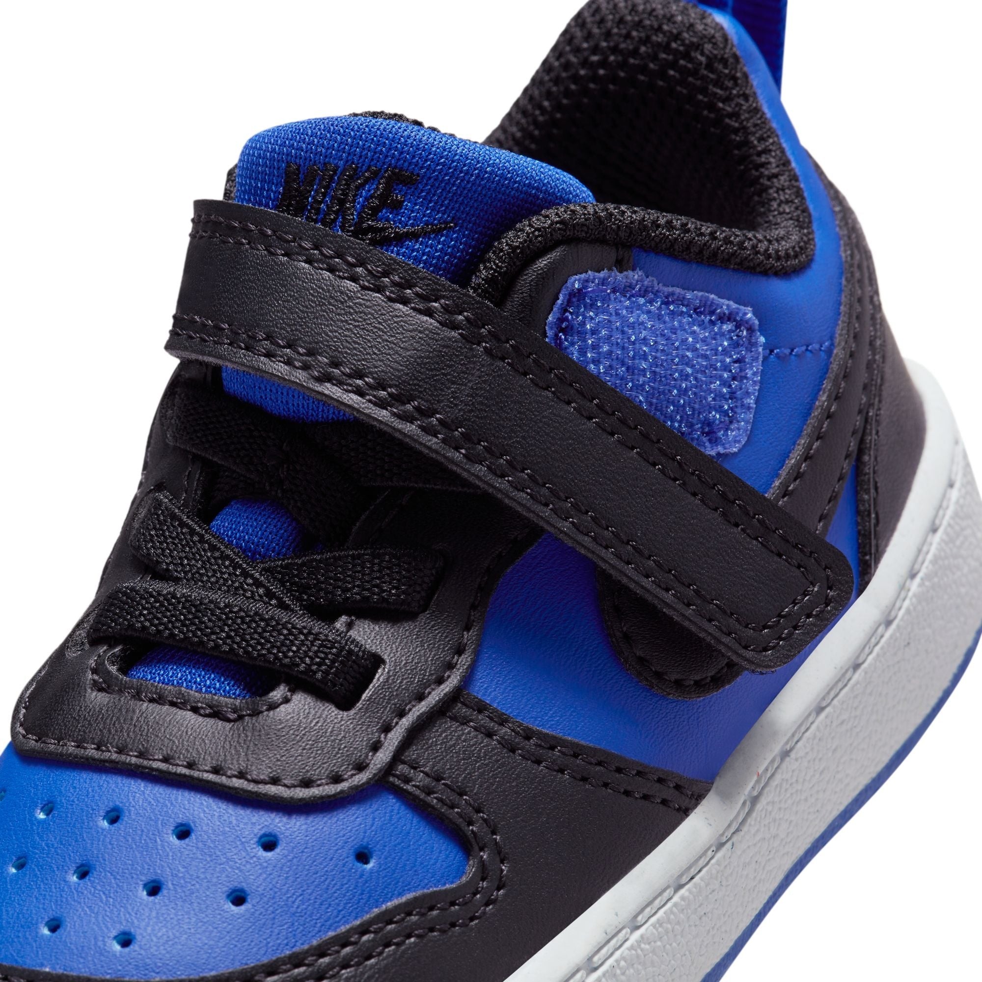 Y Nike Court Borough Low Recraft HM6300-480
