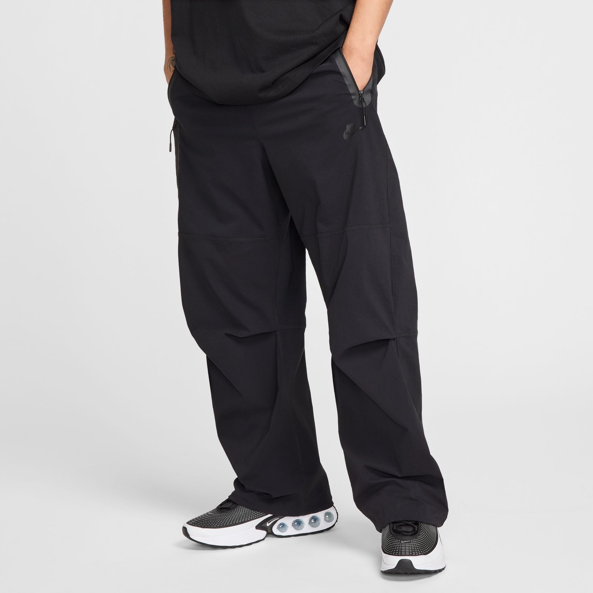M Nike Tech HM7158-010