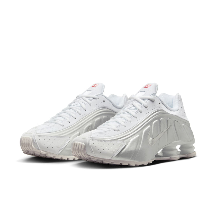 M Nike Shox R4 HQ1988-101