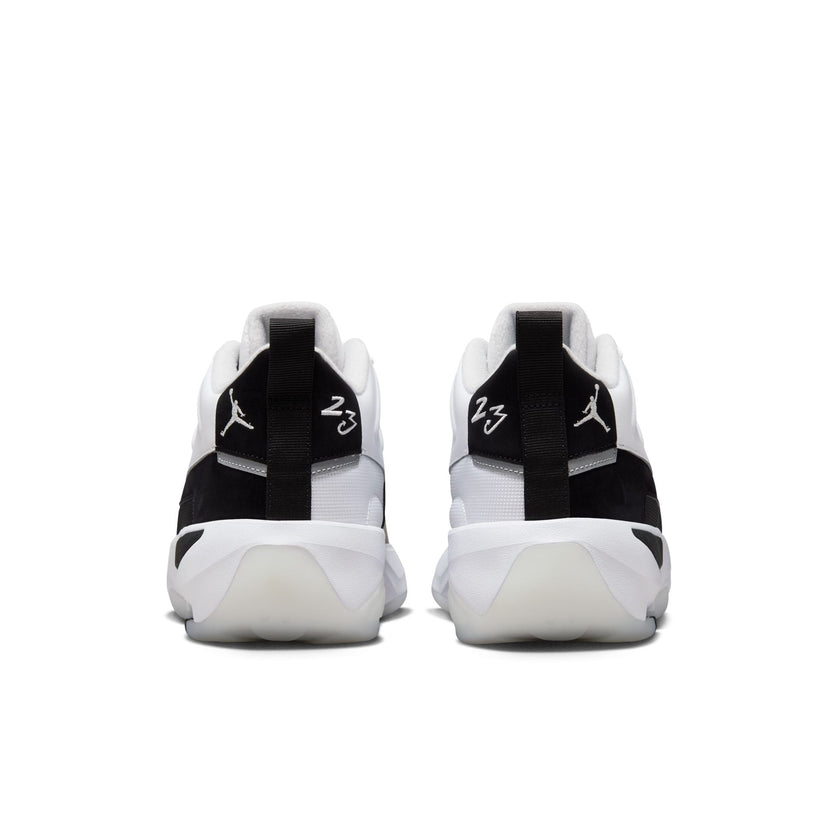 M Jordan Max Aura 7 HQ2091-100