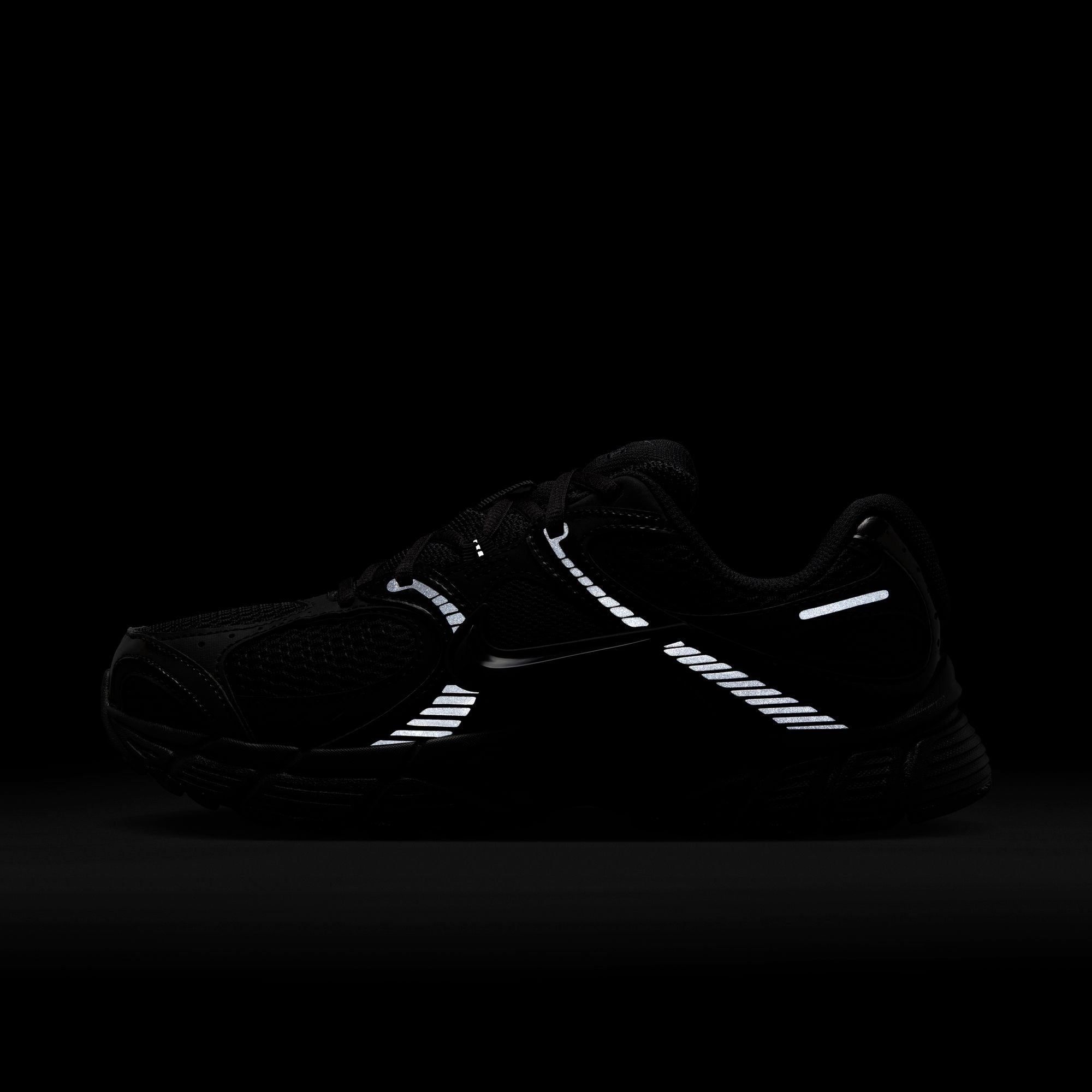 Nike V5 RNR HQ7901-001