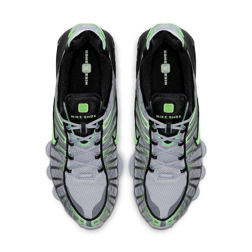 Nike Shox TL AV3595-005 (taille M)