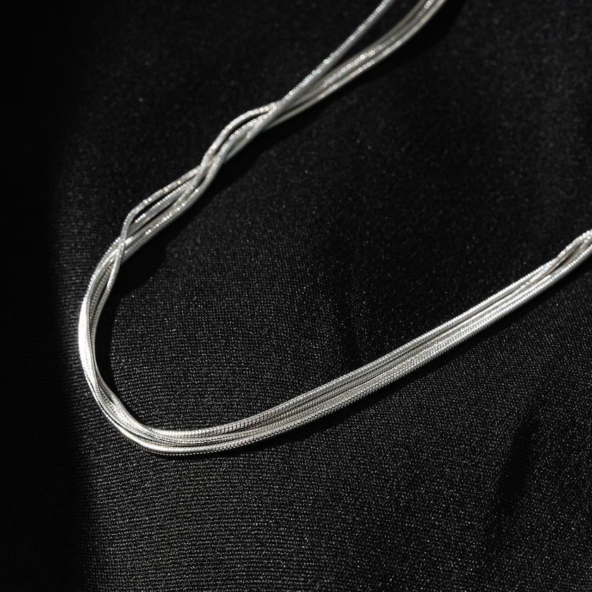 AVEZZANO White Gold (Silver Toned): Snake-Skin Textured Multi-Strand Chain Necklace - Exquisite Elegance