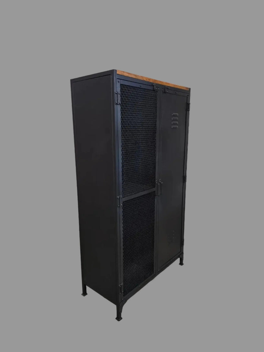 Armoire industrielle style casier avec porte en grillage