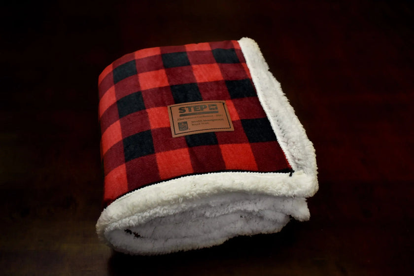 Deluxe Sherpa Throw Blanket- Buffalo Check - B5685