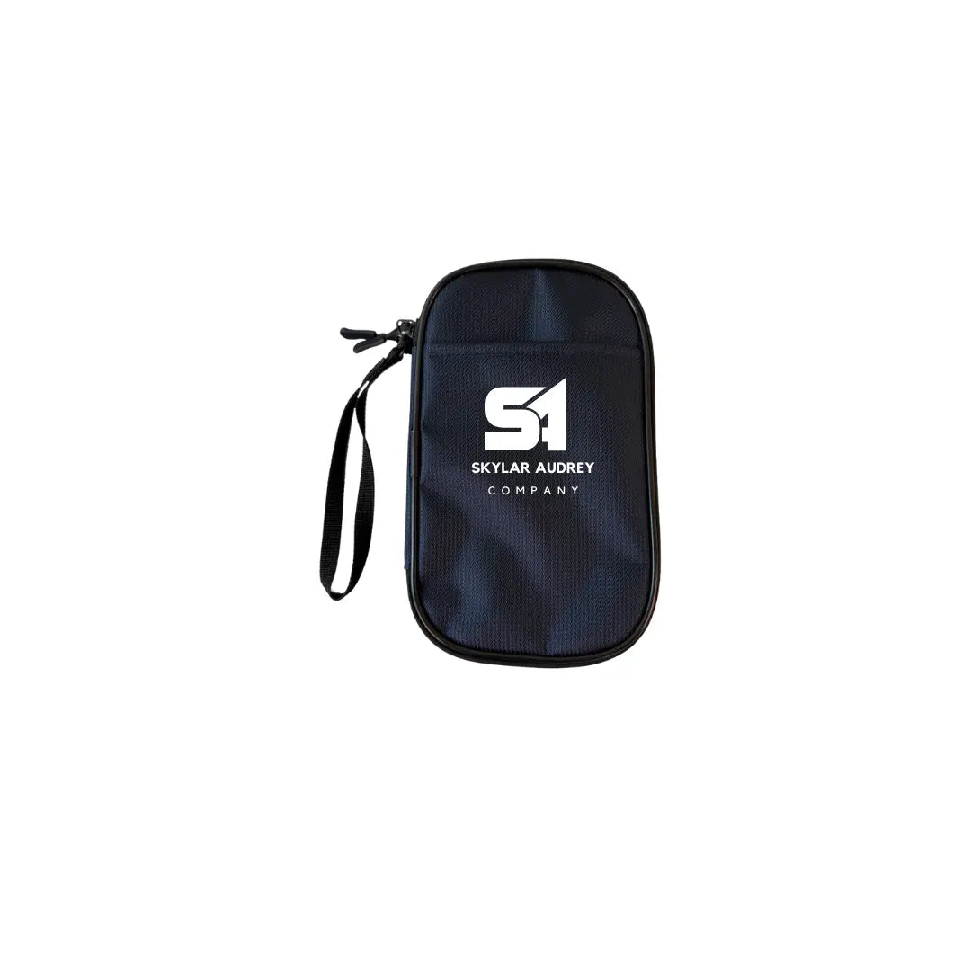 Urbano Passport/Utility Holder - B7030