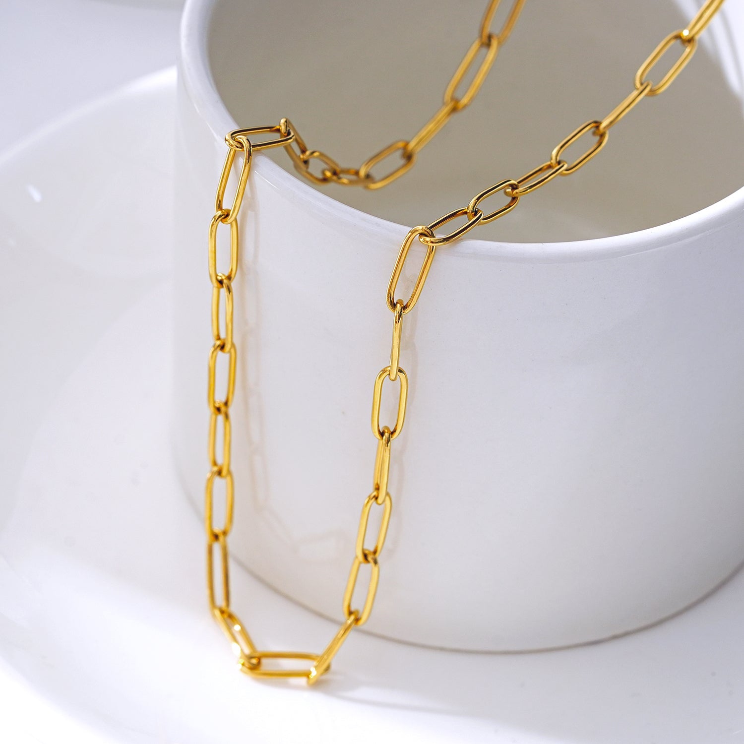 BARBICAN: Essential Gold Chain Link Paper-Clip Necklace - 22