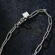 Style BARNSBURY : Collier en chaîne à maillons argentés, style agrafe - 56 cm (22 pouces)