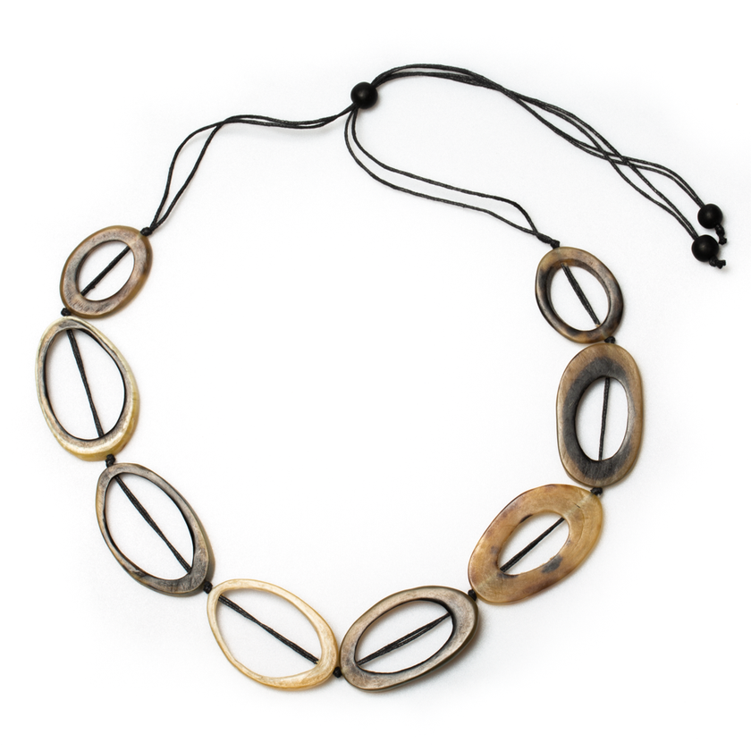 Short Hoop Horn Necklace