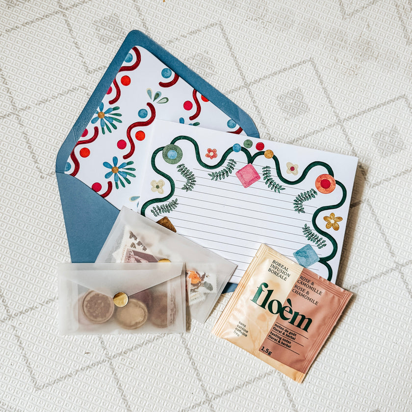 Lucky Press Letter Writers Box