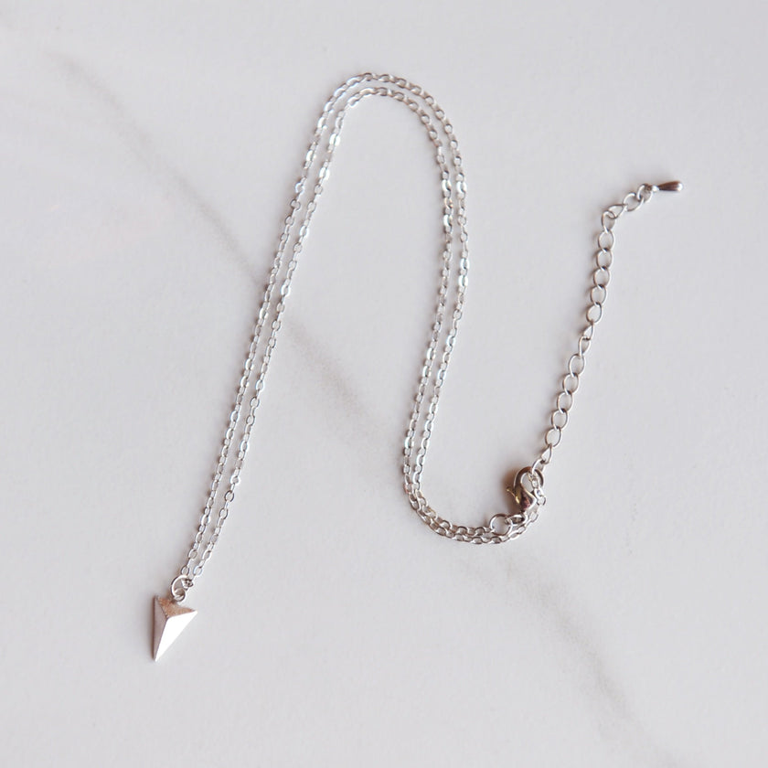 CLAIRE, Dainty Minimalist Geometric Everyday Necklace