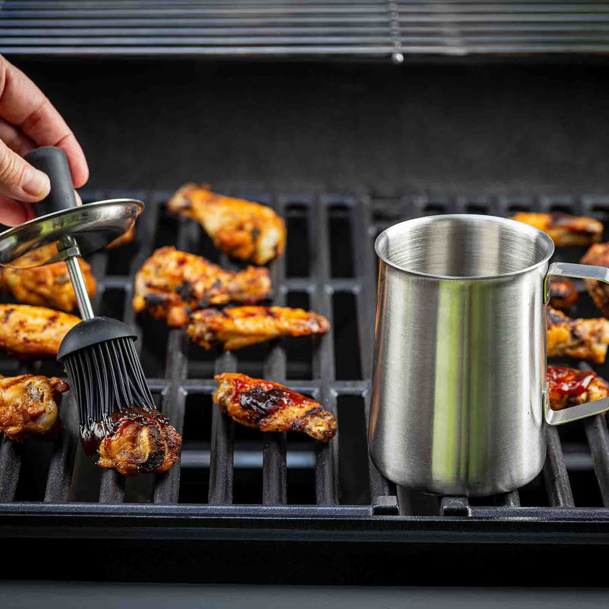 TableCraft 16 oz Sauce Pot With Silicone Basting Brush