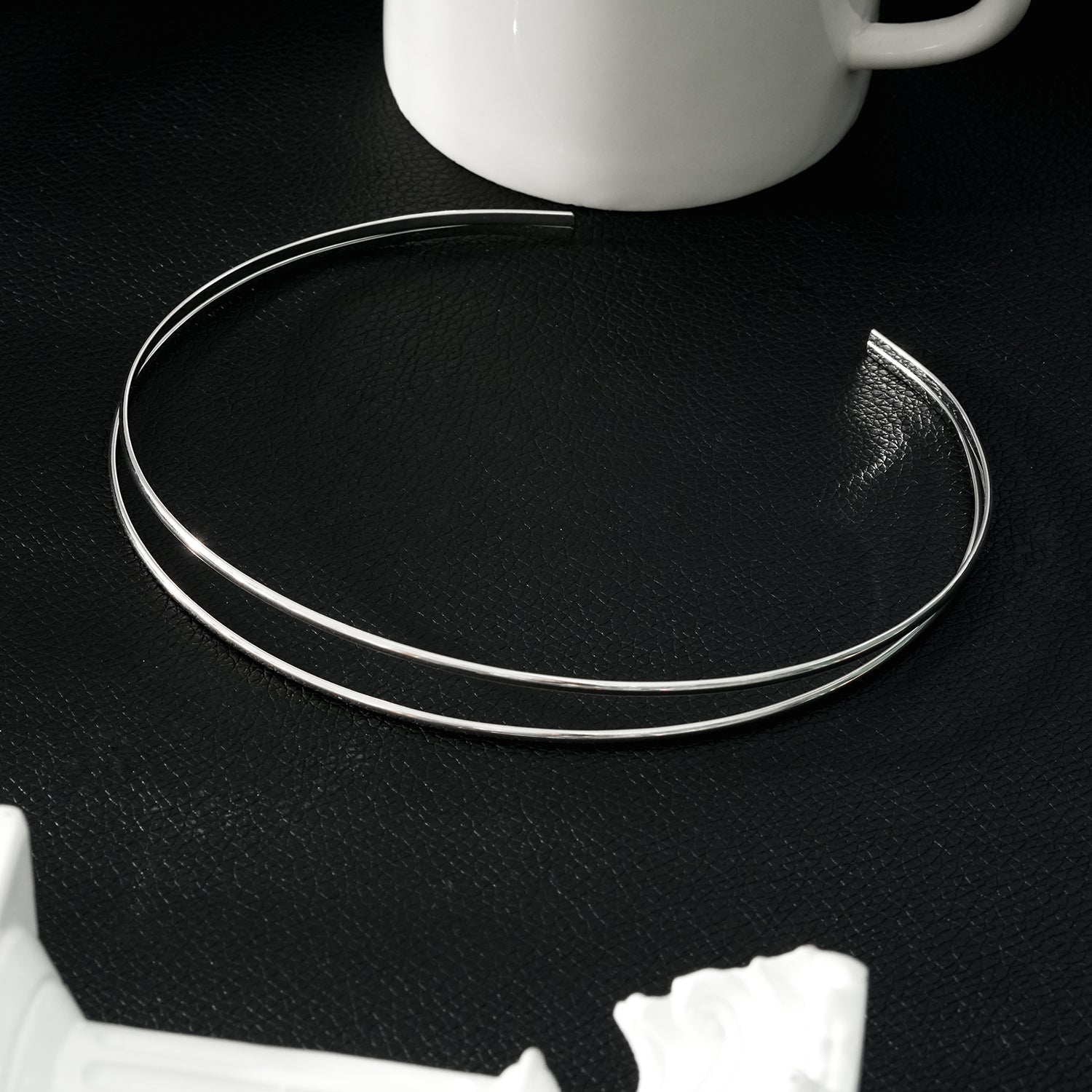 BETHANIE Argent (Or Blanc) : Collier Choker à Double Bande.