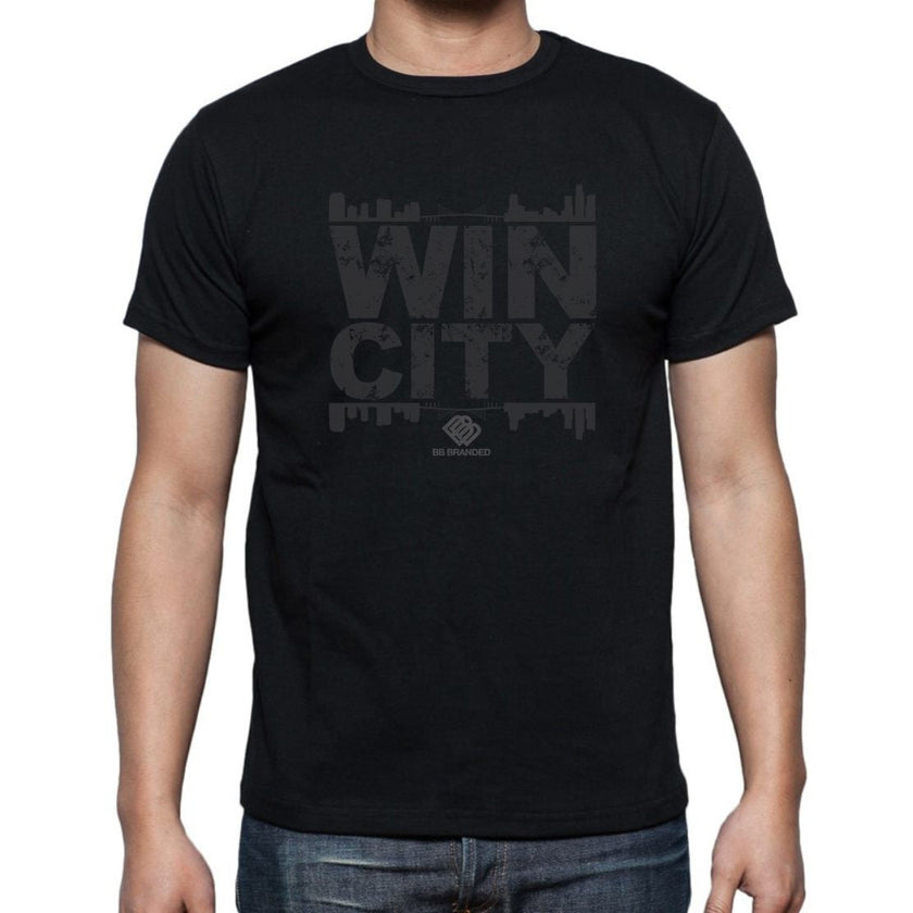 T-shirt WIN CITY BLACK OUT